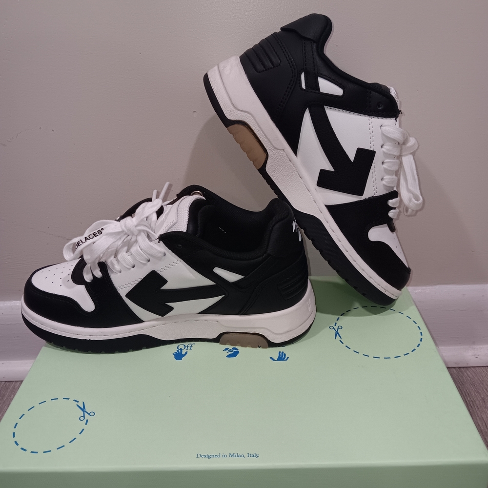 Off-white Out Of Office Black and White Sneakers